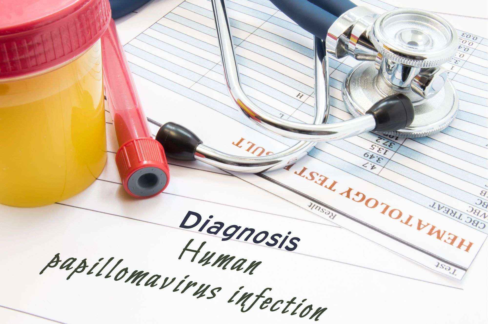 Dr. Córcega informa del Tratamiento del VPH en hombres y cómo prevenirlo