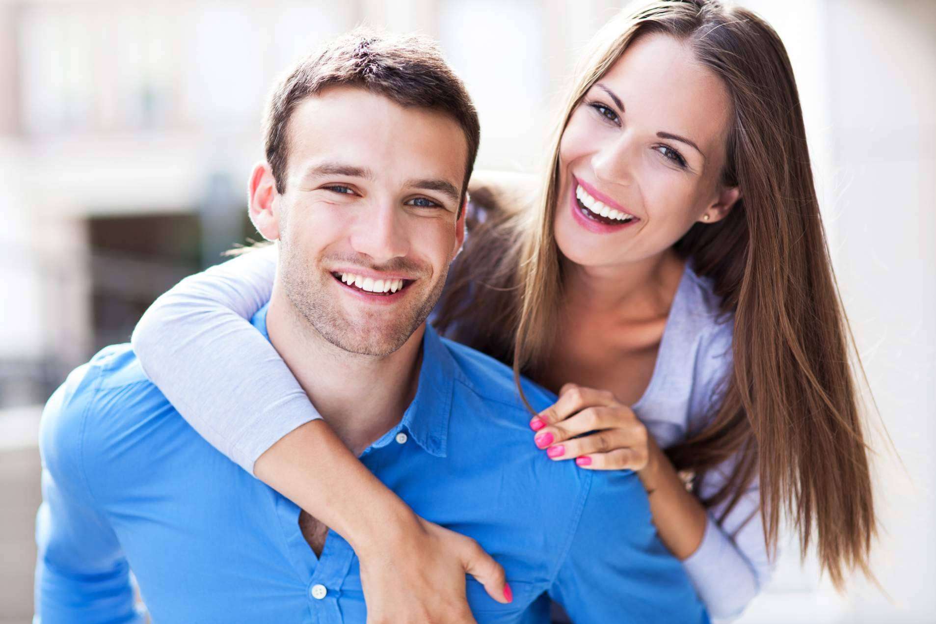 Juguetes para adultos para recuperar la vida íntima en pareja, con Condones de Marca